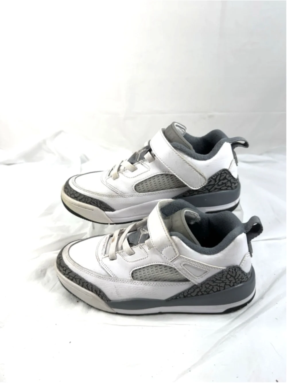 Jordan Spizike Low TD Little Kids Shoes White Grey Cement FQ3952-102 Size 2Y